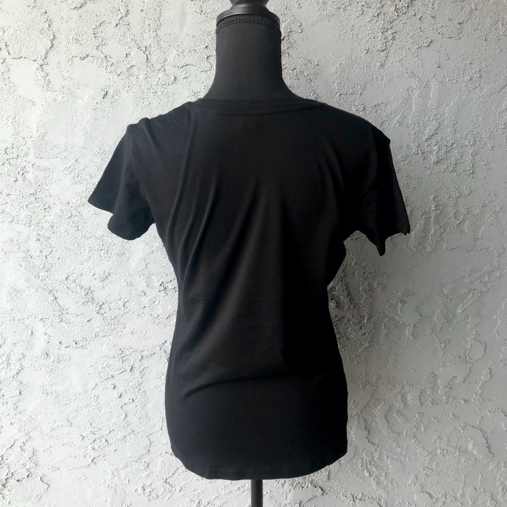 “Magic” Tee 🖤🔮 - Picture 2 of 4